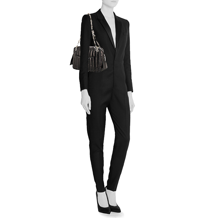 Chanel Camera handbag in black quilted leather - Detail D1