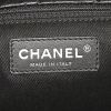 Chanel shopping bag in black quilted leather and synthetic furr - Detail D4 thumbnail