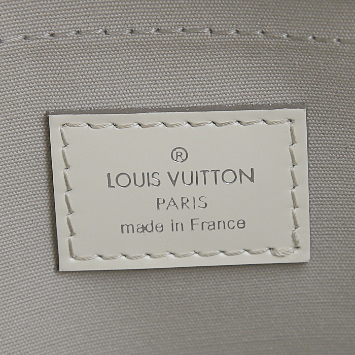 Bolso de mano Louis Vuitton Passy modelo grande en cuero Epi blanco - Detail D5