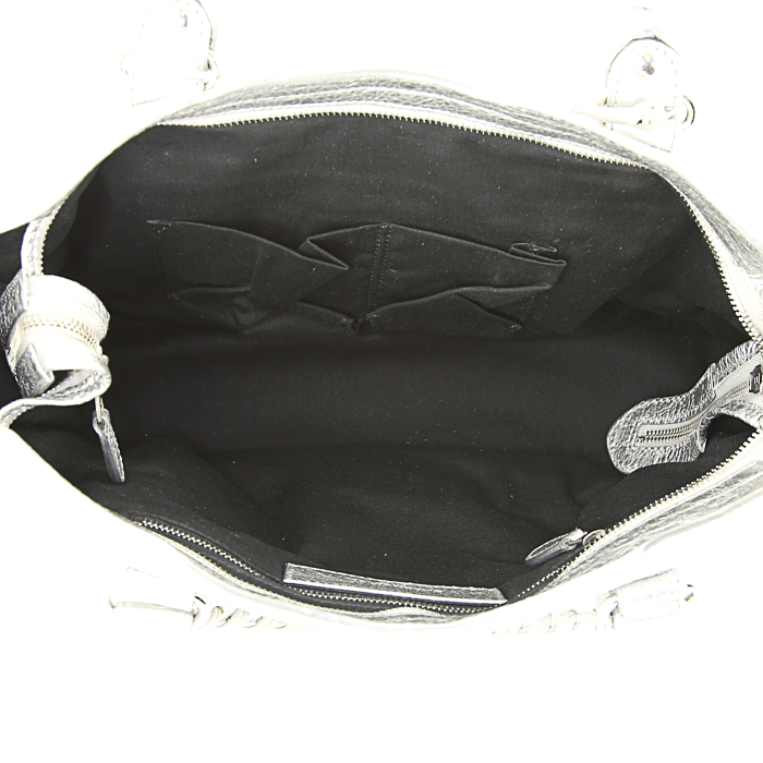 Balenciaga Classic City handbag in silver leather - Detail D3