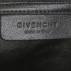 Bolso de mano Givenchy Antigona modelo pequeño en piel de pitón color topo - Detail D4 thumbnail