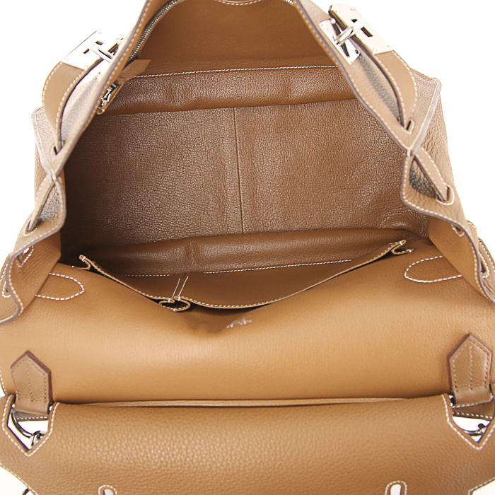 Sac besace Hermes Jypsiere en cuir togo gold - Detail D2