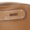Hermes Jypsiere messenger bag in gold togo leather - Detail D4 thumbnail