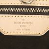 Shopping bag Louis Vuitton Wilshire modello grande in tela monogram marrone e pelle naturale - Detail D3 thumbnail