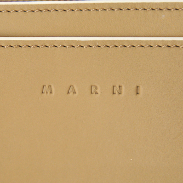 Sac bandoulière Marni Trunk en cuir beige et jonc blanc - Detail D3
