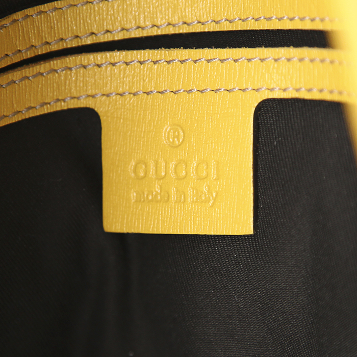 Gucci shopping bag in cream color monogram canvas and yellow mustard leather - Detail D3