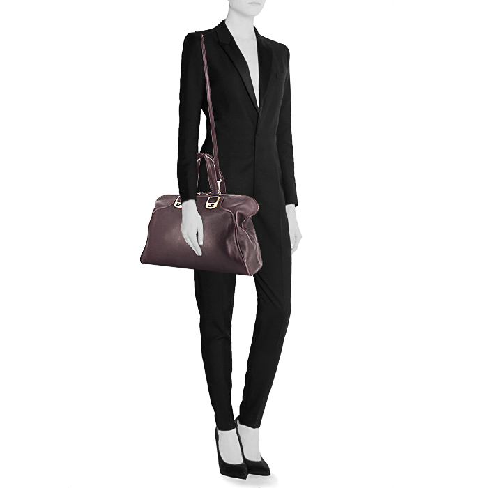 Bolso de mano Fendi Chameleon en cuero morado - Detail D1