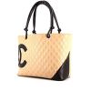 Bolso Cabás Chanel Cambon en cuero acolchado beige y negro - 00pp thumbnail