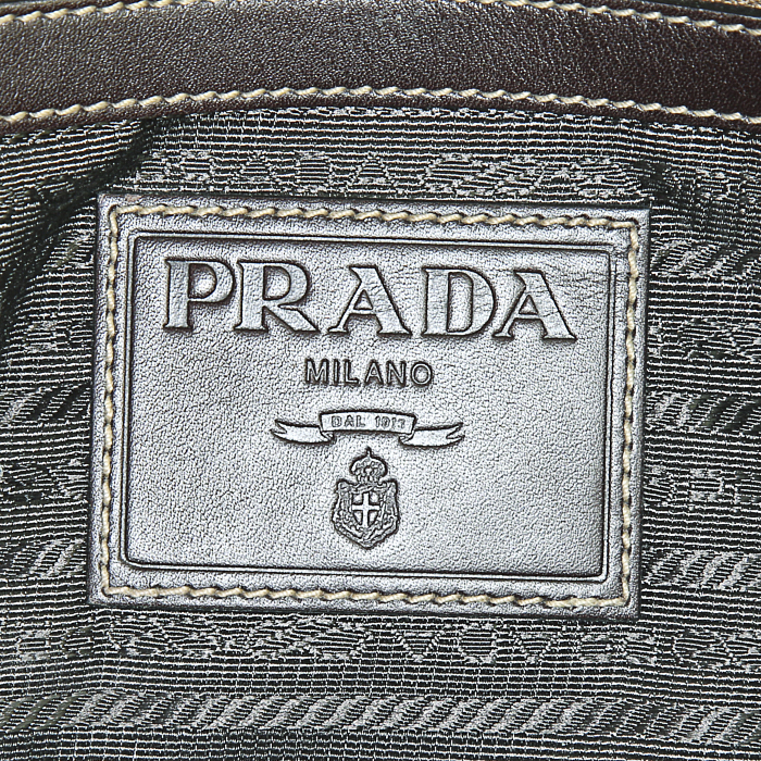 Sac à main Prada Bowling en toile siglée marron et cuir marron - Detail D3