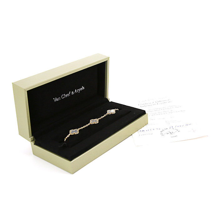 Van Cleef & Arpels Alhambra Vintage bracelet in yellow gold and mother of pearl - Detail D2