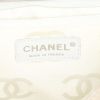 Borsa Chanel Timeless in pelle trapuntata beige con decoro di borchie - Detail D3 thumbnail