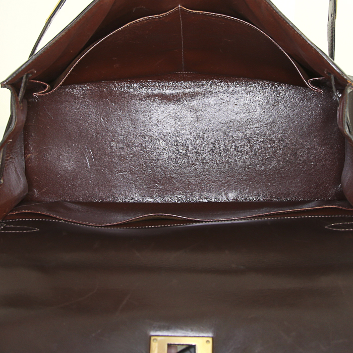 Sac à main Hermes Kelly 35 cm en cuir box marron - Detail D2
