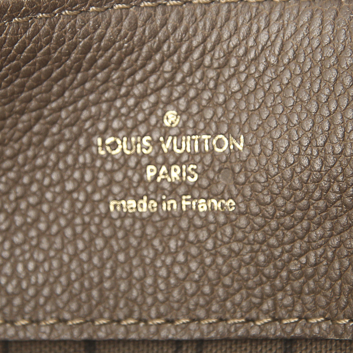 Sac à main Louis Vuitton moyen modèle en cuir monogram empreinte et daim marron - Detail D4