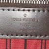 Sac cabas Louis Vuitton Neverfull moyen modèle en toile damier ébène et cuir marron - Detail D3 thumbnail