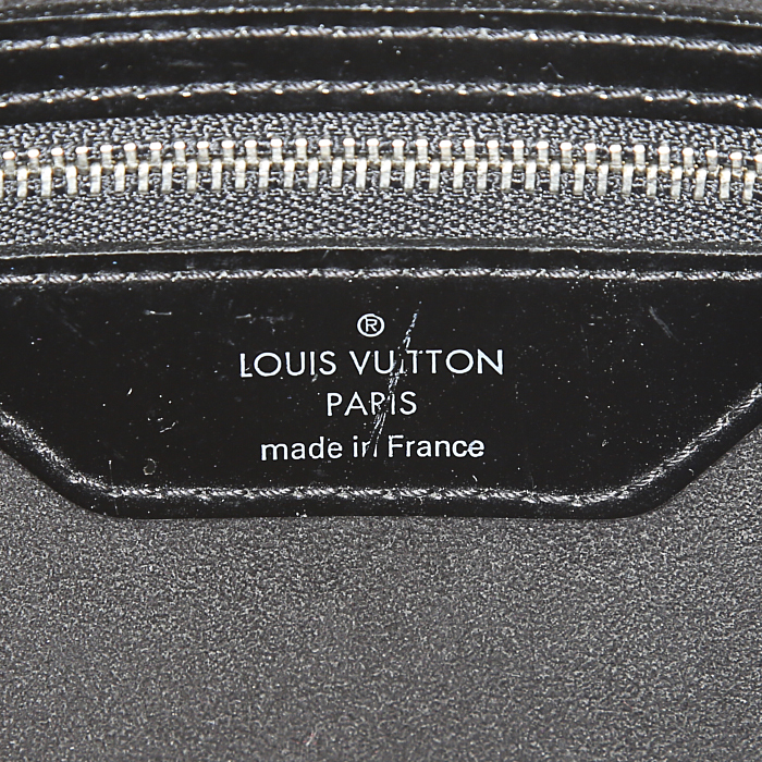 Sac à main Louis Vuitton Mirabeau en cuir épi vernis noir - Detail D3