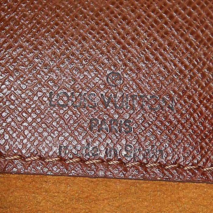 Bolso para llevar al hombro Louis Vuitton Musette en lona Monogram marrón y cuero natural - Detail D3