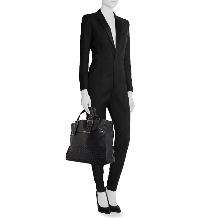 Sac cabas Bottega Veneta en cuir noir et cuir tressé noir - Detail D1