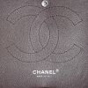 Chanel Timeless jumbo handbag in black grained leather - Detail D4 thumbnail