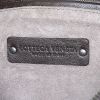 Bottega Veneta Messenger shoulder bag in brown intrecciato leather - Detail D3 thumbnail