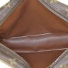 Bolsito de mano Louis Vuitton Compiègne en lona Monogram marrón y cuero natural - Detail D2 thumbnail