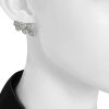 Fred Une île d'or earrings in white gold and diamonds - Detail D1 thumbnail