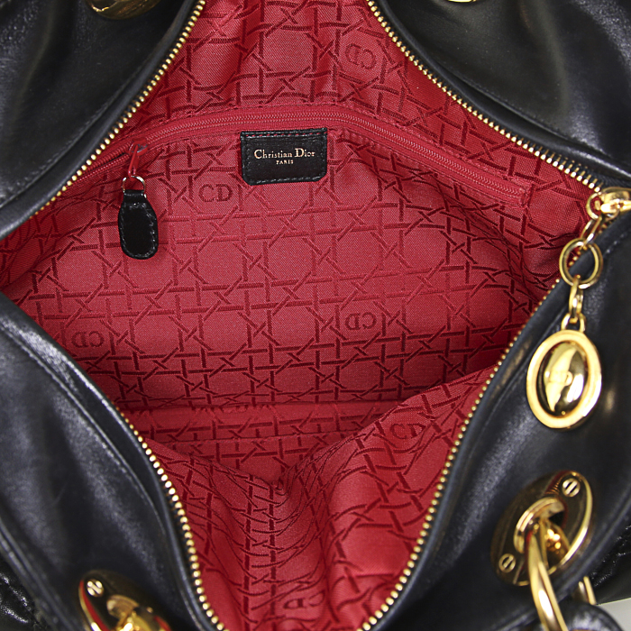 Bolso de mano Dior Lady Dior modelo grande en cuero cannage negro - Detail D2