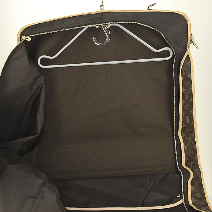 Louis Vuitton clothes-hangers in brown monogram canvas and natural leather - Detail D3