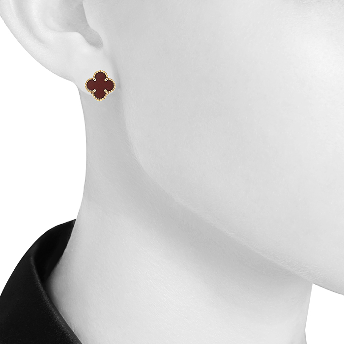 Van Cleef & Arpels Sweet Alhambra earrings in pink gold and cornelian - Detail D1