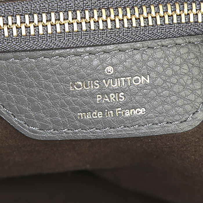 Borsa Louis Vuitton Stellar modello grande in pelle Mahina grigia - Detail D4