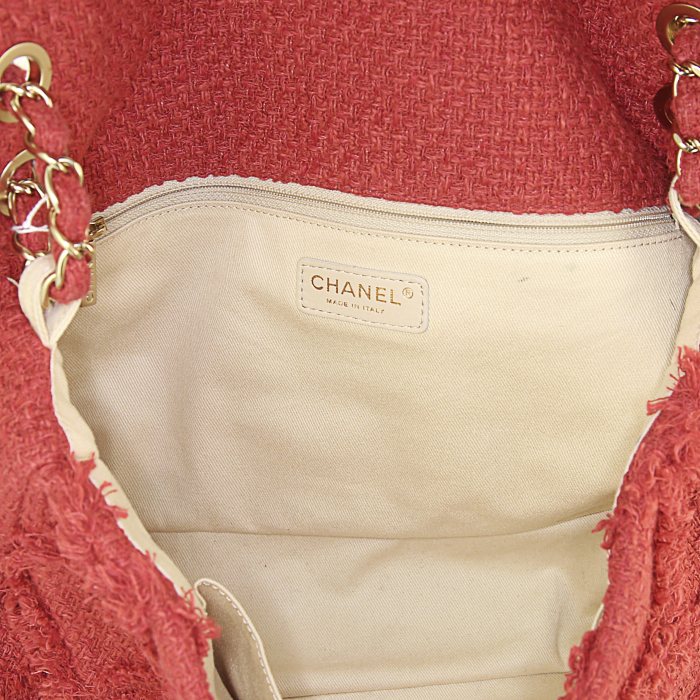 Sac à main Chanel en toile jersey rouge - Detail D3