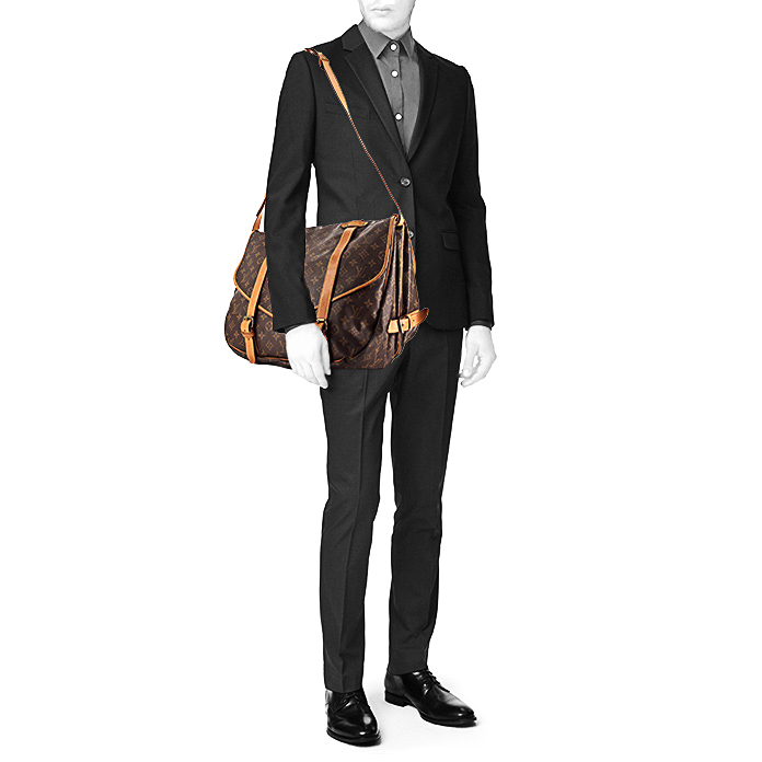 Bolso bandolera Louis Vuitton Saumur talla XL en lona Monogram revestida y cuero natural - Detail D1