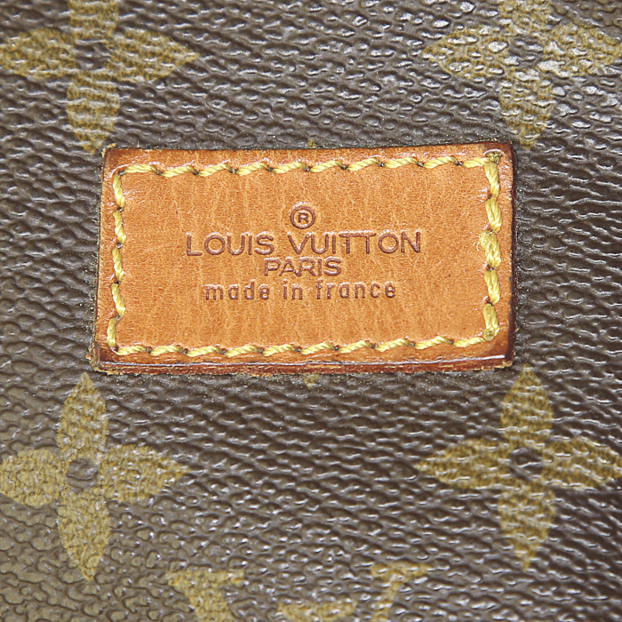 Louis Vuitton Saumur size XL shoulder bag in monogram canvas and natural leather - Detail D5