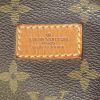 Louis Vuitton Saumur size XL shoulder bag in monogram canvas and natural leather - Detail D5 thumbnail