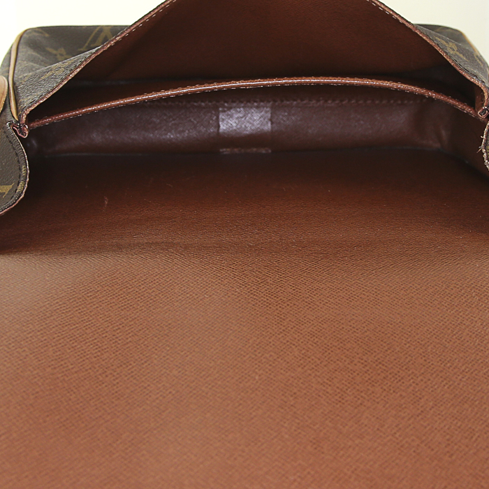Louis Vuitton Cartouchiére large model shoulder bag in monogram canvas and natural leather - Detail D2