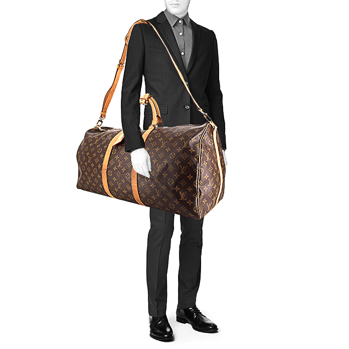 Sac de voyage Louis Vuitton Keepall 55 cm en toile monogram marron et cuir naturel - Detail D1