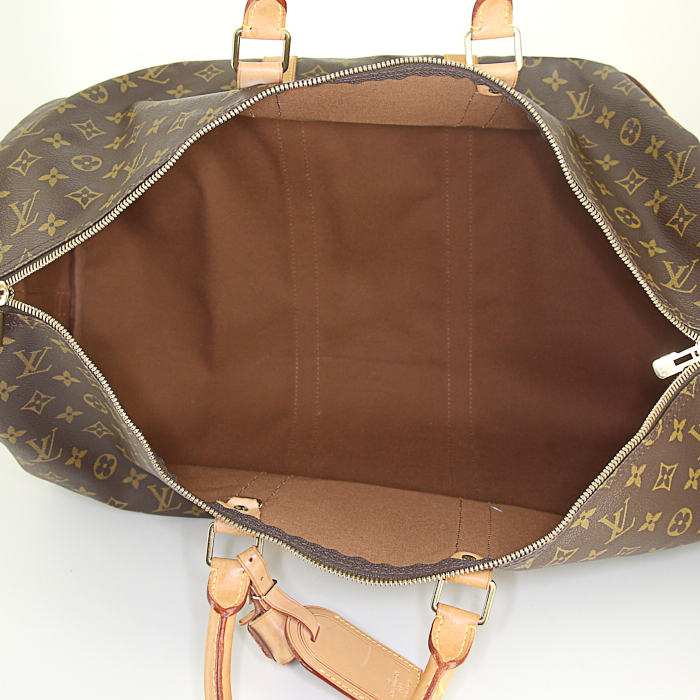 Sac de voyage Louis Vuitton Keepall 55 cm en toile monogram marron et cuir naturel - Detail D4