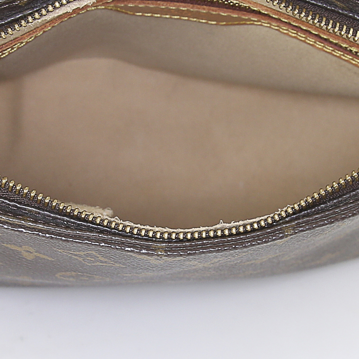 Bolso de mano Louis Vuitton Looping modelo mediano en lona Monogram marrón y cuero natural - Detail D2