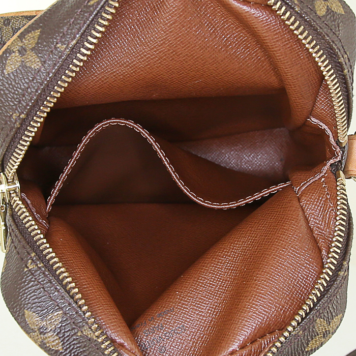 Bolso bandolera Louis Vuitton Amazone en lona Monogram revestida y cuero natural - Detail D2