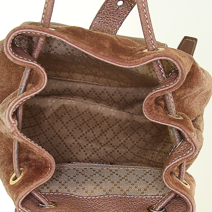Sac à dos Gucci Bamboo en daim marron et cuir marron - Detail D2