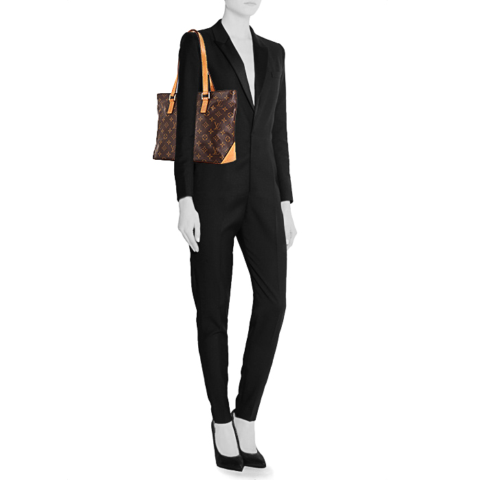 Louis Vuitton  Piano shopping bag  in brown monogram canvas  and natural leather - Detail D1