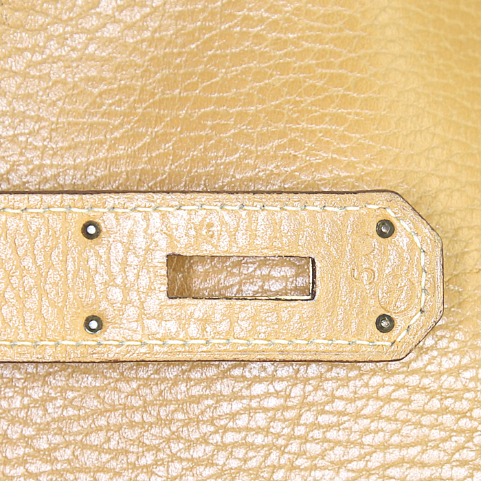 Borsa Hermes Kelly 40 cm in pelle Fjord gold - Detail D5