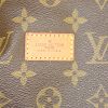 Bolso bandolera Louis Vuitton Saumur modelo mediano en lona Monogram revestida y cuero natural - Detail D4 thumbnail