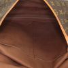 Borsa a tracolla Louis Vuitton Saumur modello medio in tela monogram cerata marrone e pelle naturale - Detail D2 thumbnail