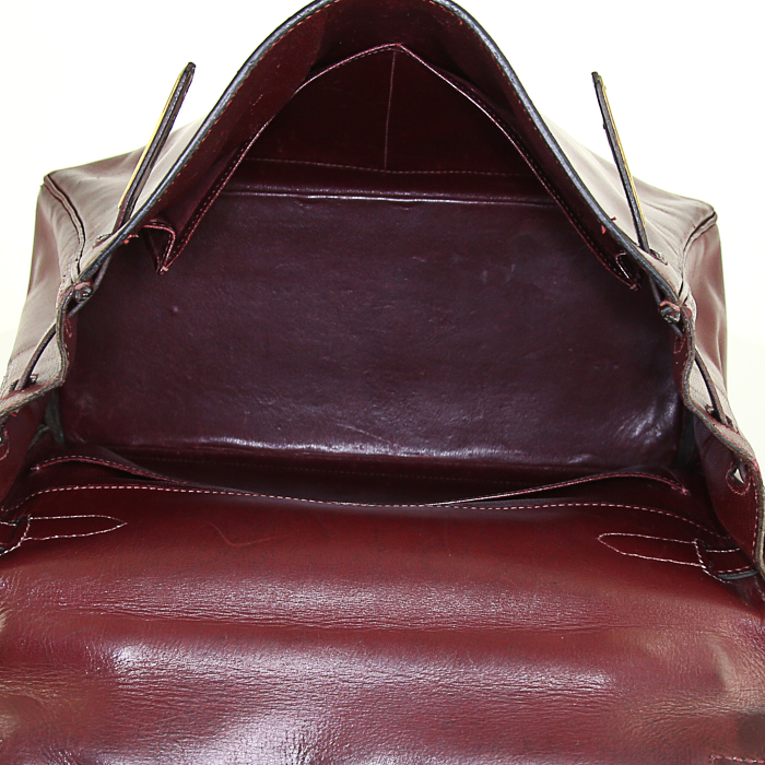 Hermes Kelly 28 cm handbag in burgundy box leather - Detail D2
