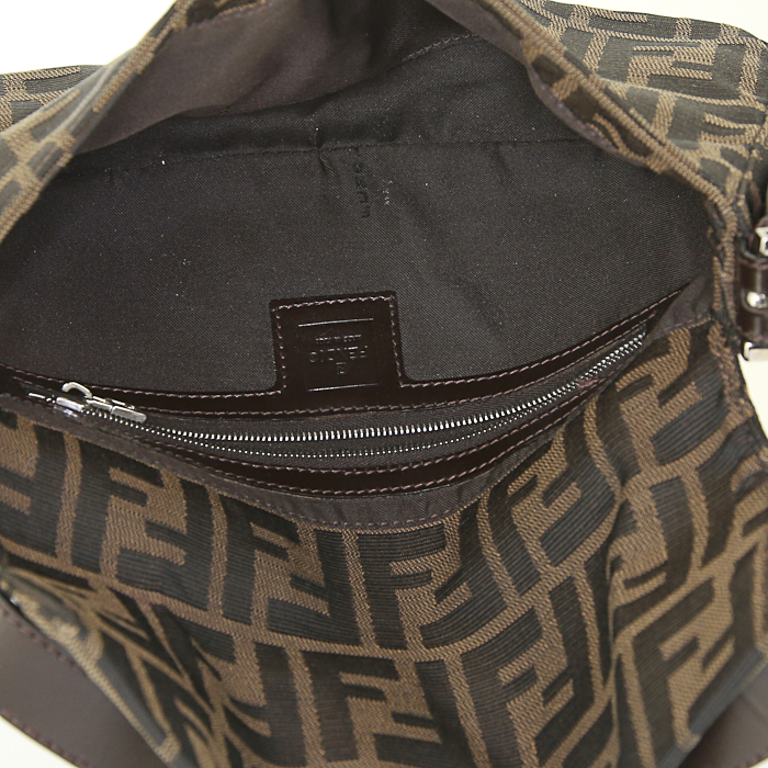 Fendi Baguette handbag in monogram canvas and brown leather - Detail D2