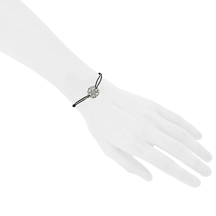 Bracelet Poiray Rosace en or blanc et diamants - Detail D1