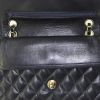 Chanel Timeless handbag in navy blue quilted leather - Detail D3 thumbnail