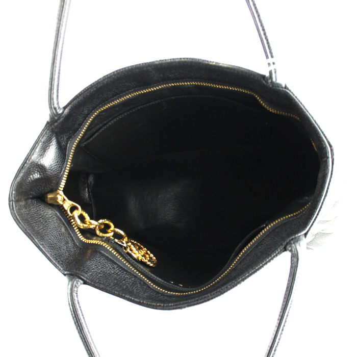 Borsa Chanel Medaillon in pelle martellata e trapuntata nera - Detail D2