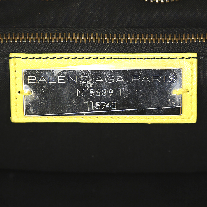 Balenciaga Classic City handbag in yellow leather - Detail D4