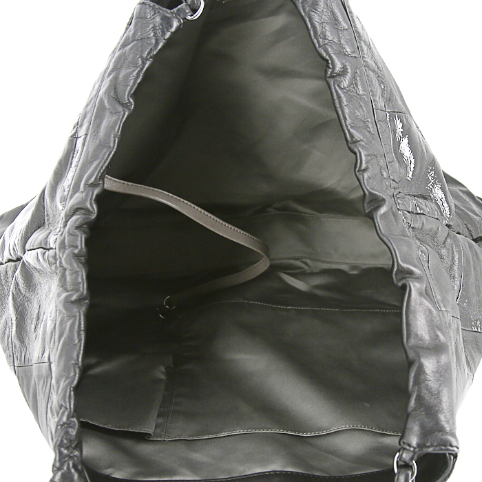 Sac cabas Chanel Coco Cabas en cuir noir - Detail D2